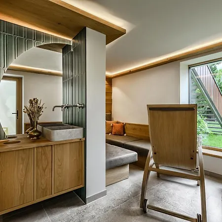 Alpenhof - New Sauna Area Hotel 3*